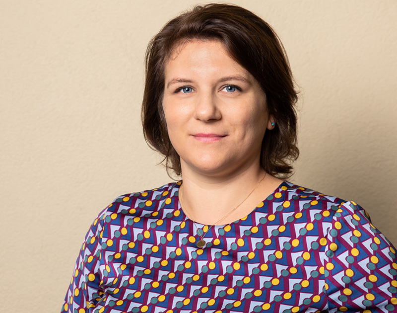 Dr. Silvia List